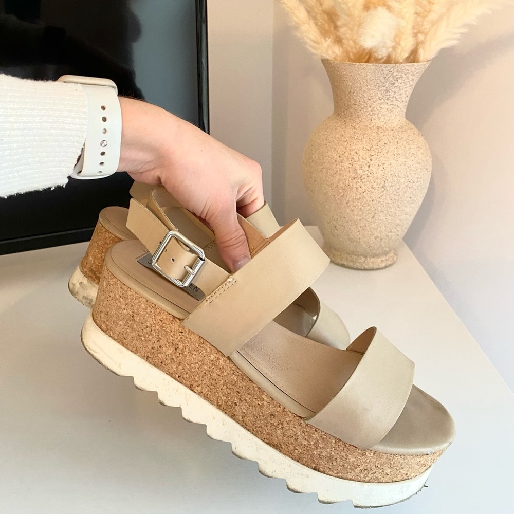Steven Madden Platform Nude Sandals Size 8